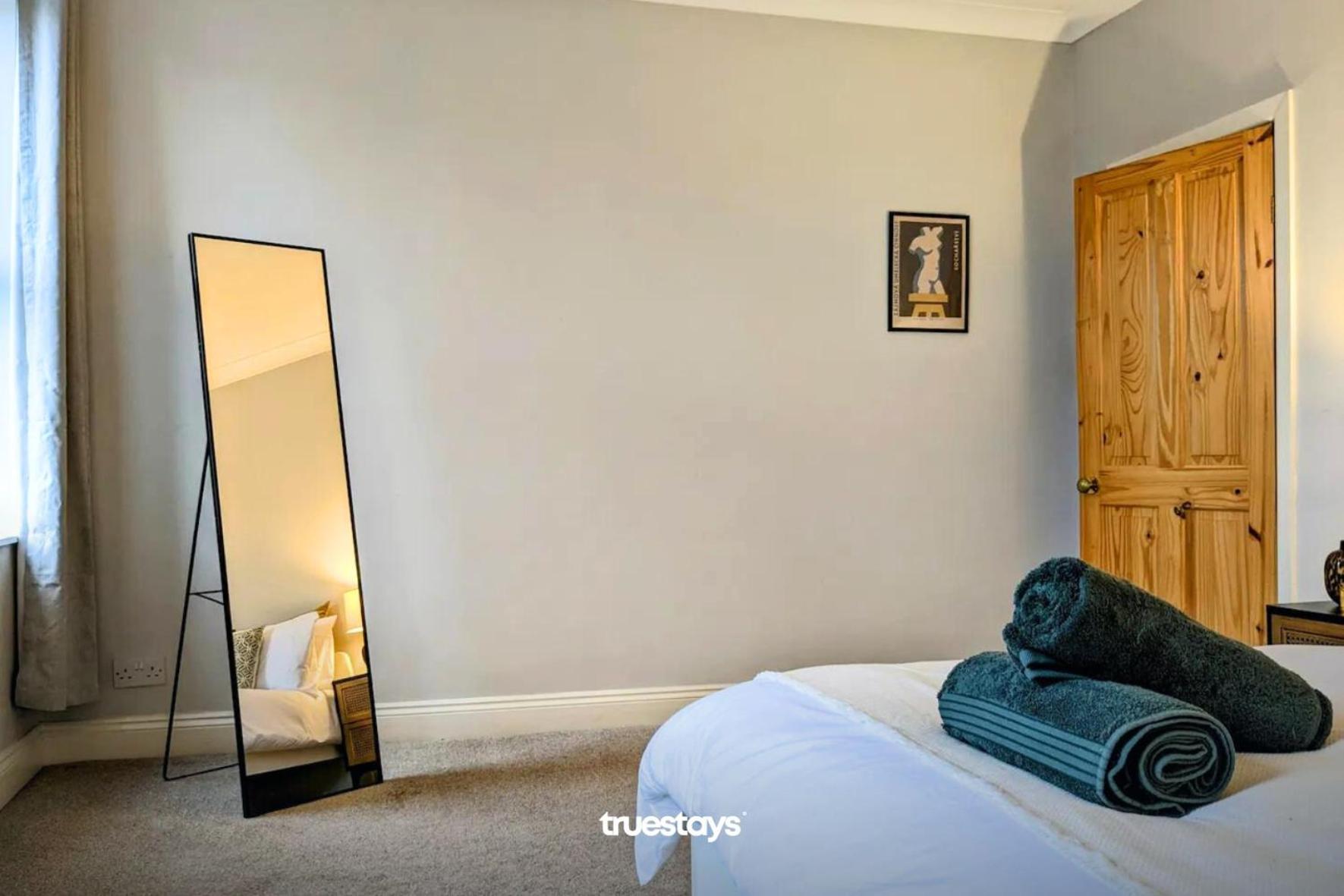 Crawford House - Stunning 2 Bedroom House In Manchester Bagian luar foto