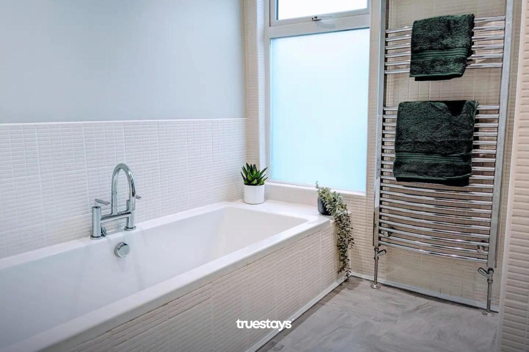 Crawford House - Stunning 2 Bedroom House In Manchester Bagian luar foto